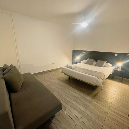 Arce Habitaciones มาดริด ภายนอก รูปภาพ